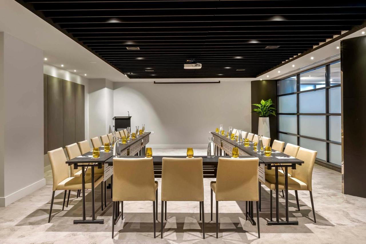 Peppers Waymouth Hotel Аделаида Экстерьер фото Meeting room